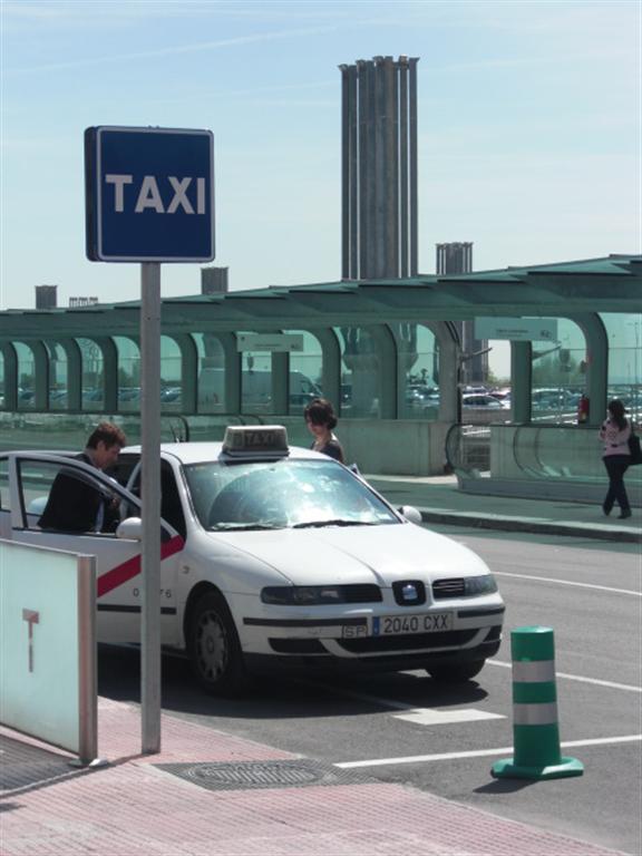 taxi from madrid airport ot city center